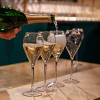 A bright, bubbly taste of wine country